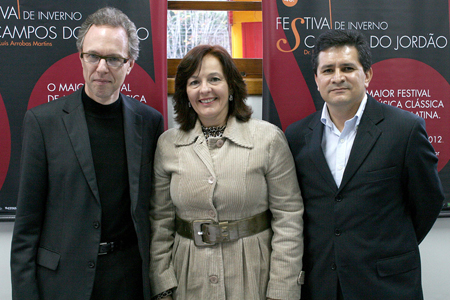 Diretor Artístico da Osesp, Arthur Nestrovski, Prefeita de Campos do Jordão, Dra. Ana Cristina Machado Cesar e Diretor Executivo da Osesp, Marcelo de Oliveira Lopes Diretor Artístico da Osesp, Arthur Nestrovski, Prefeita de Campos do Jordão, Dra. Ana Cristina Machado Cesar e Diretor Executivo da Osesp, Marcelo de Oliveira Lopes